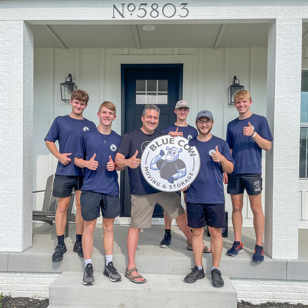 Happy customer in Ankeny with Blue Cow Moving team